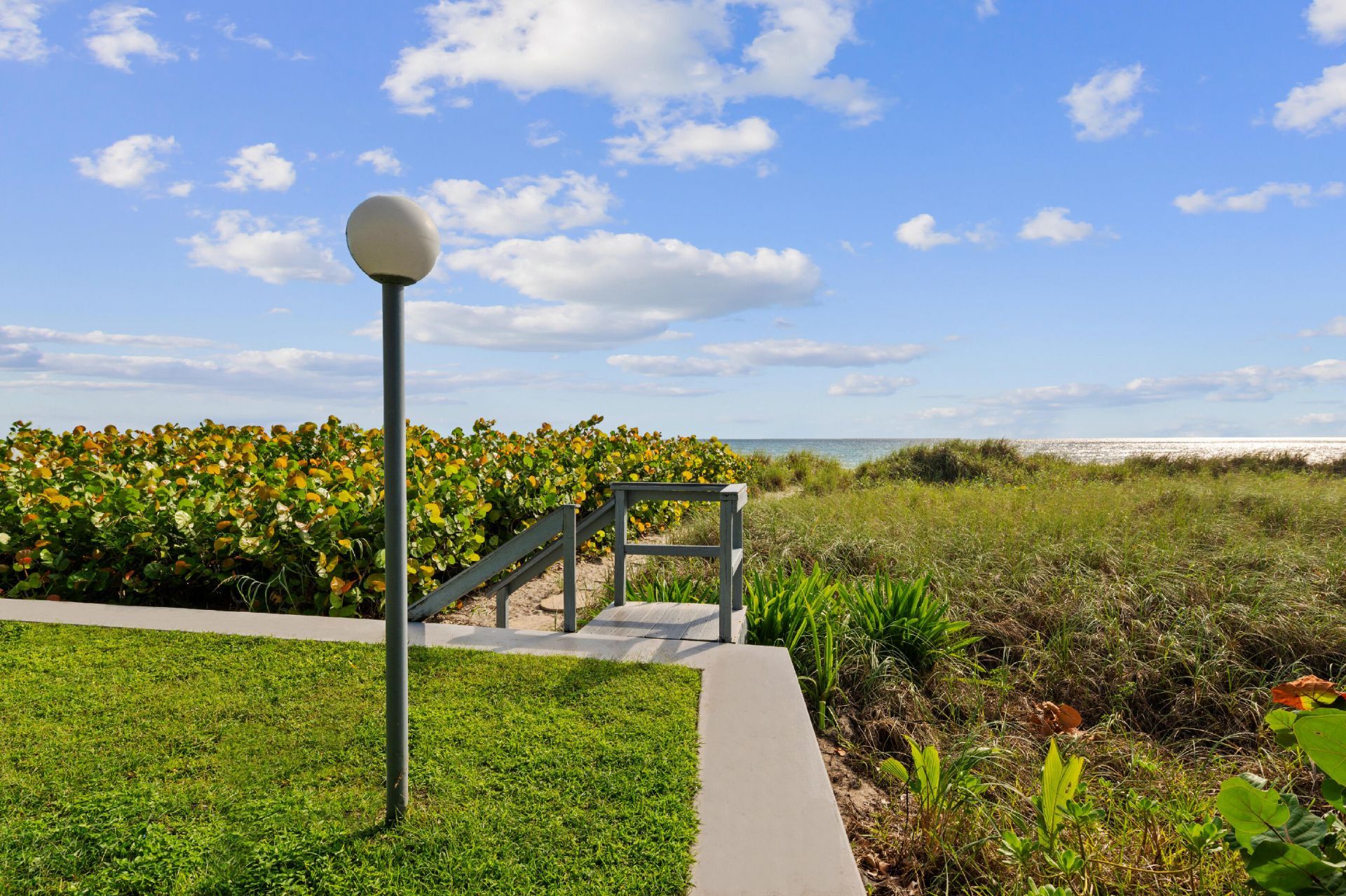 2200 S Ocean Boulevard, Unit 401, Delray Beach, FL 33483 Photo