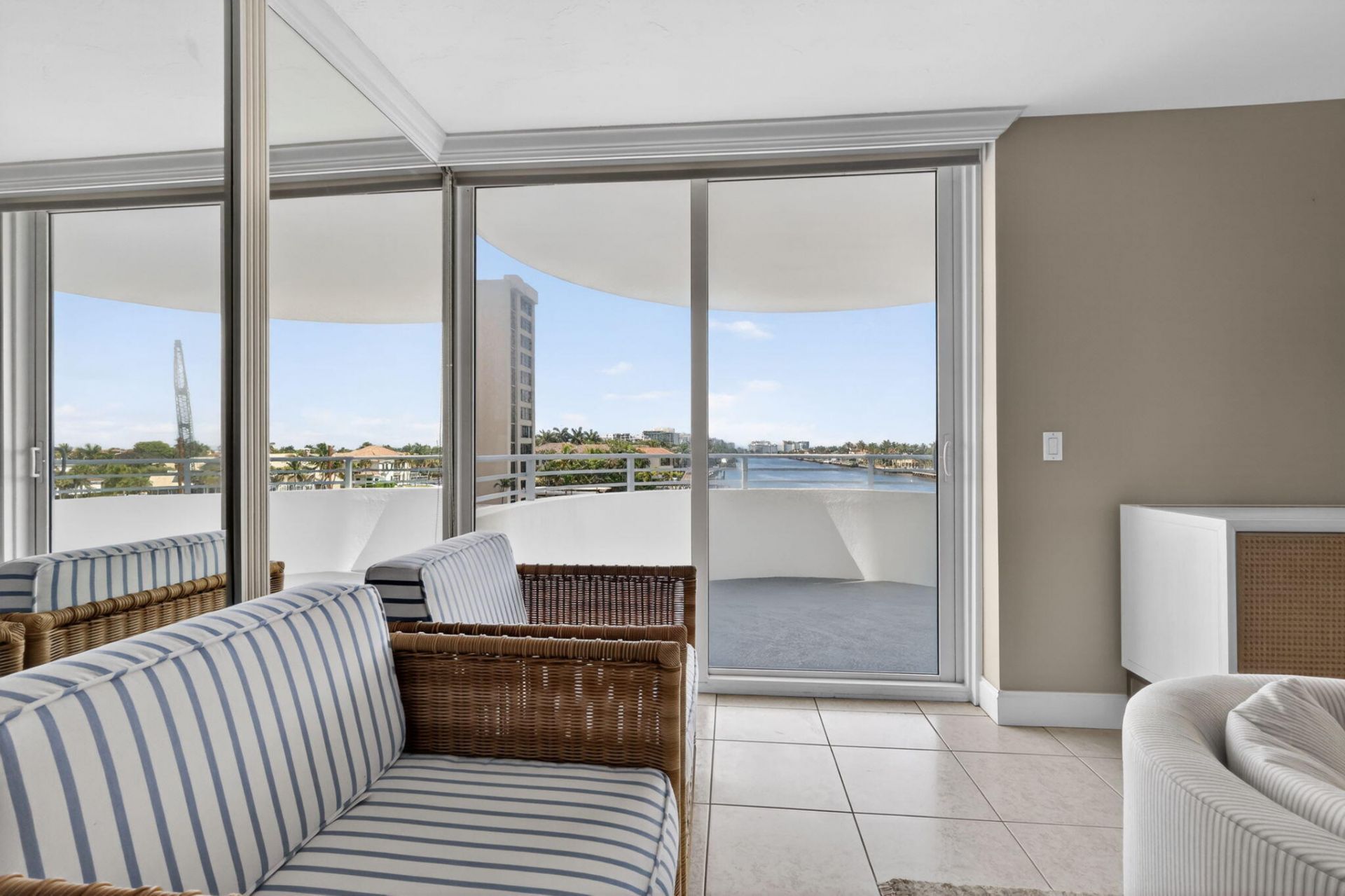 2200 S Ocean Boulevard, Unit 401, Delray Beach, FL 33483 Photo