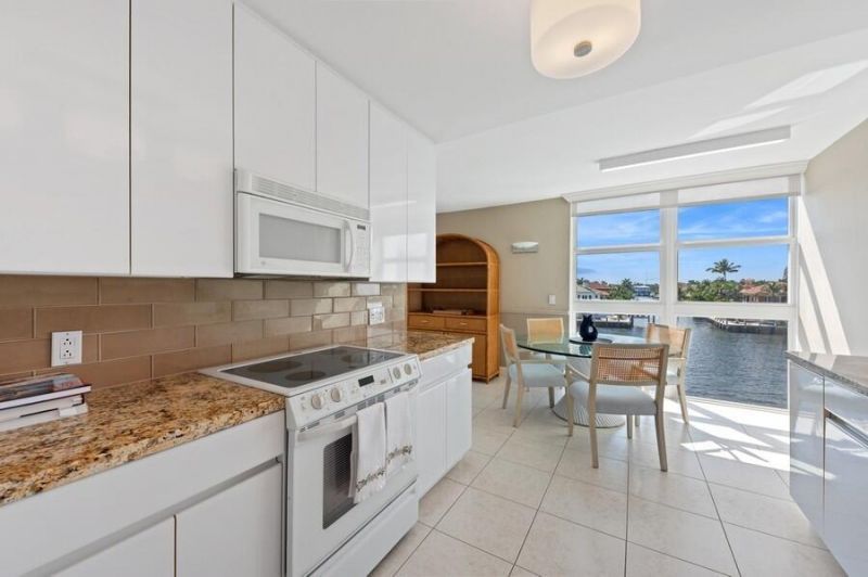 2200 S Ocean Boulevard, Unit 401, Delray Beach, FL 33483 Photo