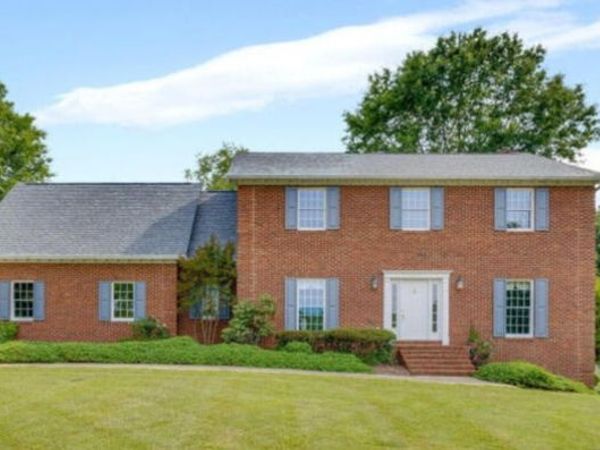2017 Springfield Avenue, Kingsport, TN 37664