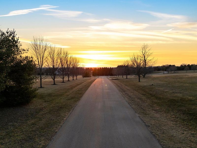 135 Glyn Carin Lane, Granville, OH 43023 Photo 10