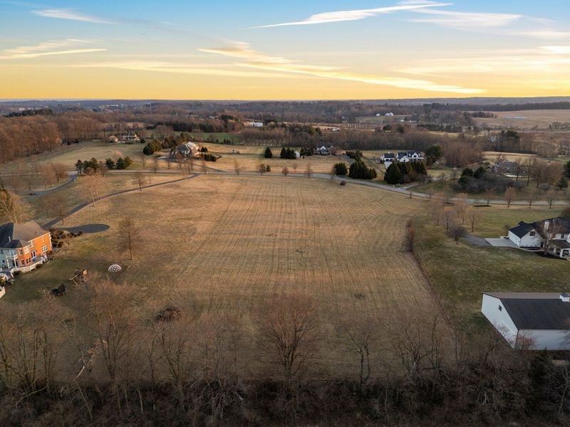 135 Glyn Carin Lane, Granville, OH 43023 Photo 7