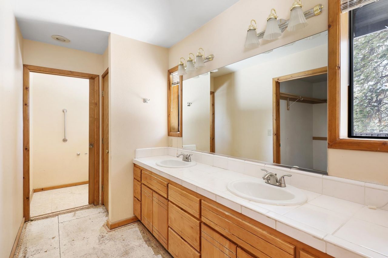 3096 North Lake Boulevard, Tahoe City, CA 96145 Photo