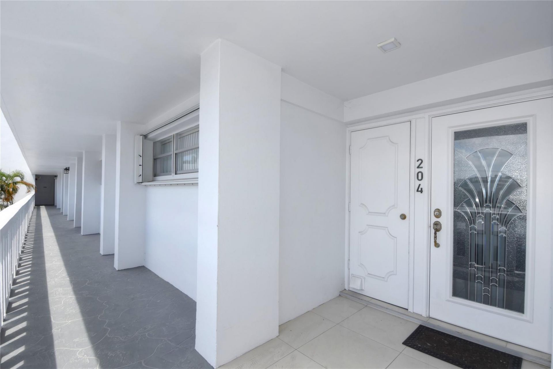 1012 N Ocean Boulevard, Unit 204, Pompano Beach, FL 33062 Photo