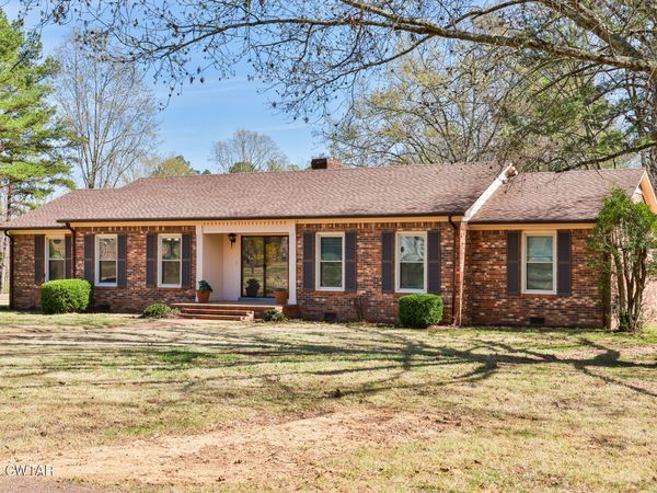 364 Ridgewood Drive, Dresden, TN 38225