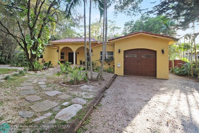 11410 Griffing Bl, Biscayne Park, FL 33161 Photo