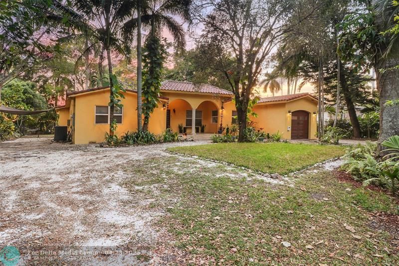 11410 Griffing Bl, Biscayne Park, FL 33161 Photo