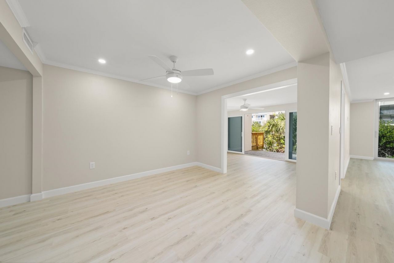 200 Periwinkle Way, Unit 132, Sanibel, FL 33957 Photo