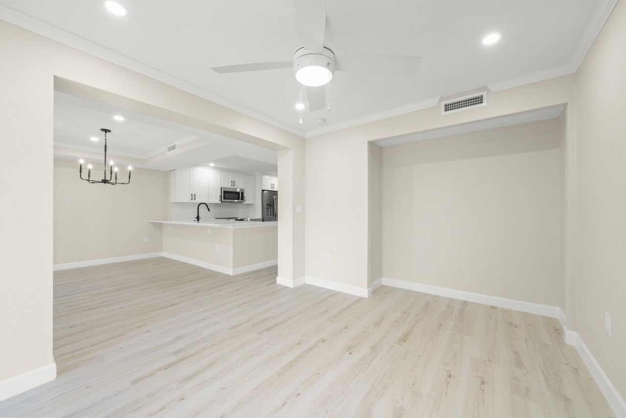 200 Periwinkle Way, Unit 132, Sanibel, FL 33957 Photo