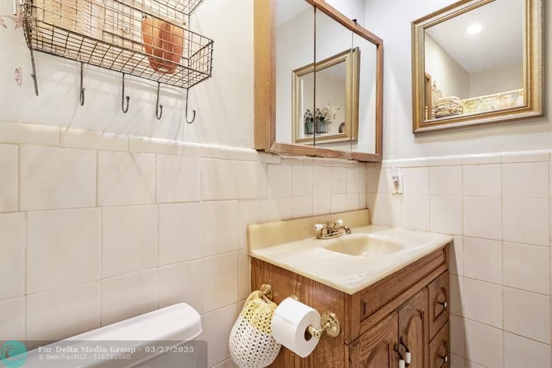 5713 NE 17th Avenue, Fort Lauderdale, FL 33334 Photo