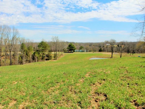 1 Grices Creek Rd, Cumberland City, TN 37050