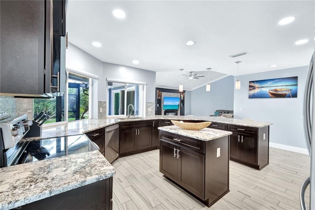 5301 Chiquita Blvd S, Cape Coral, FL 33914 Photo