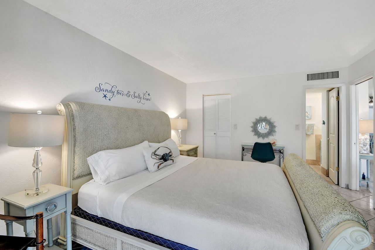 720 E Ocean Avenue, Unit 202, Boynton Beach, FL 33435 Photo