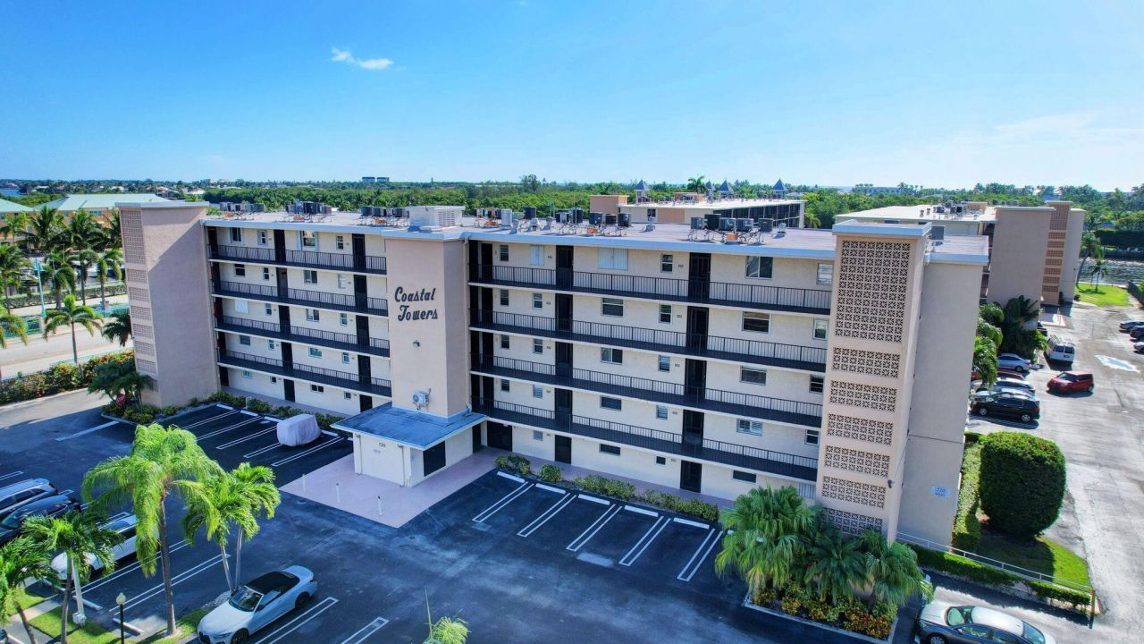 720 E Ocean Avenue, Unit 202, Boynton Beach, FL 33435 Photo
