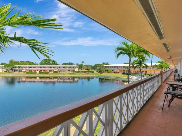 1012 SW 11th St, Unit 20N, Hallandale Beach, FL 33009