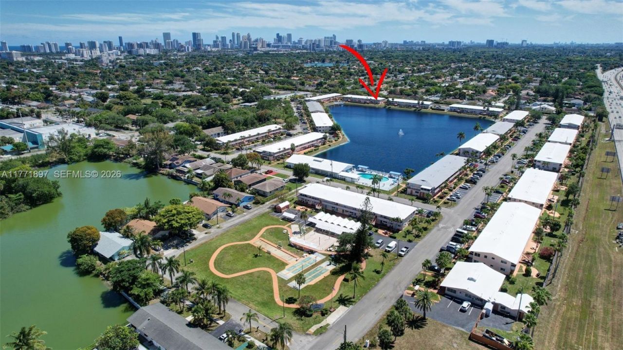 1012 SW 11th St, Unit 20N, Hallandale Beach, FL 33009 Photo