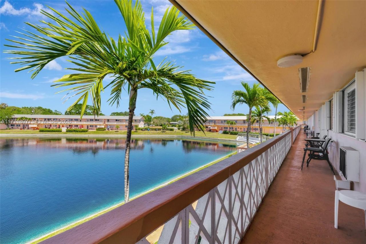 1012 SW 11th St, Unit 20N, Hallandale Beach, FL 33009 Photo