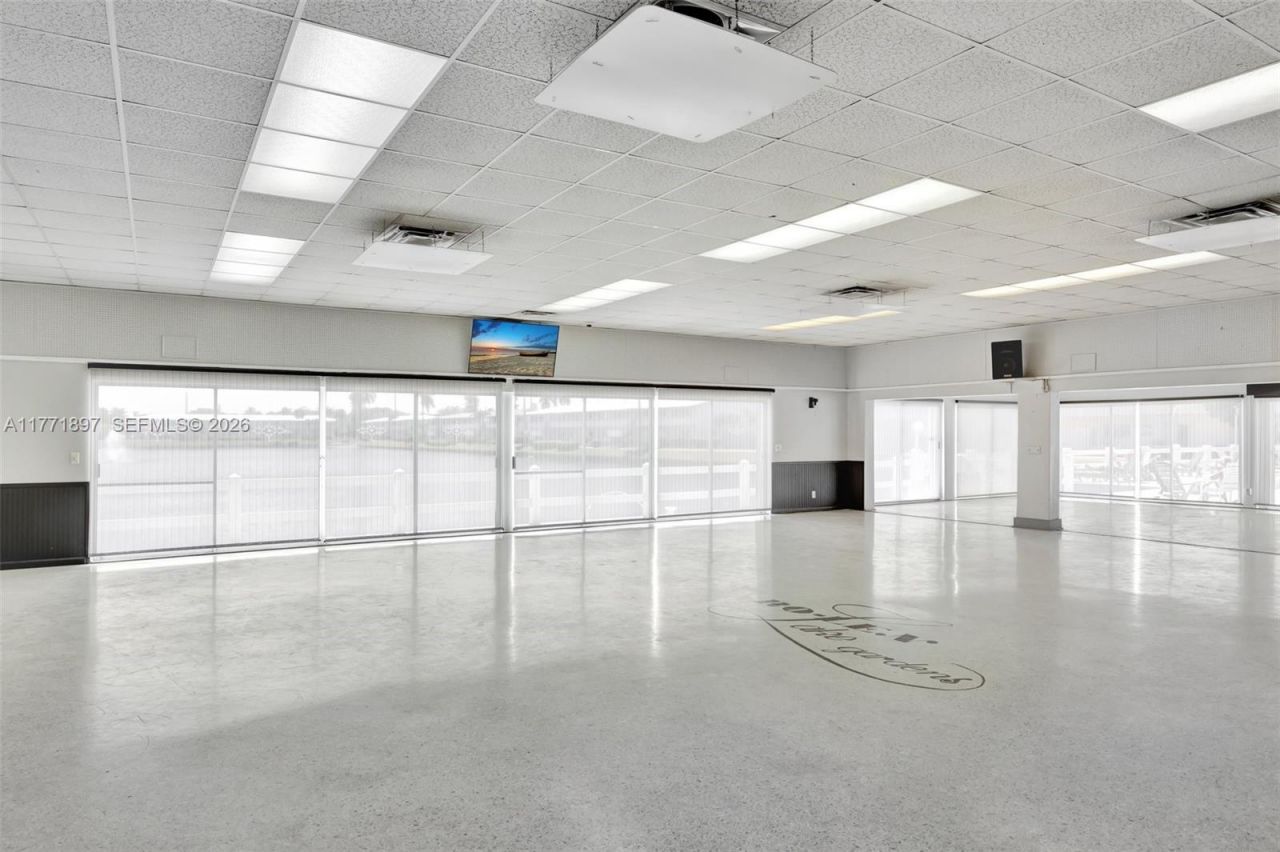 1012 SW 11th St, Unit 20N, Hallandale Beach, FL 33009 Photo