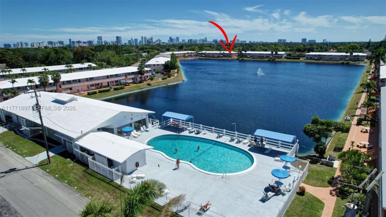 1012 SW 11th St, Unit 20N, Hallandale Beach, FL 33009 Photo