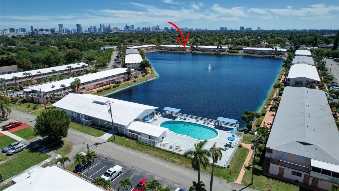 1012 SW 11th St, Unit 20N, Hallandale Beach, FL 33009 Photo