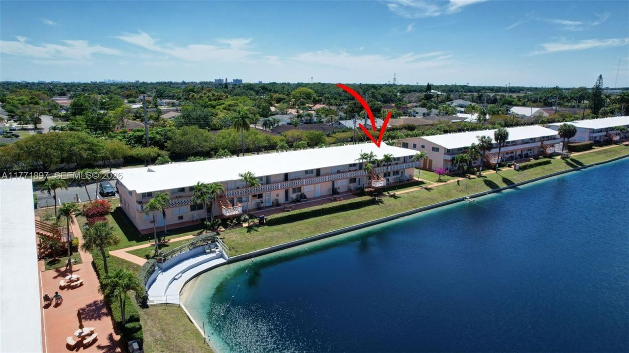 1012 SW 11th St, Unit 20N, Hallandale Beach, FL 33009 Photo