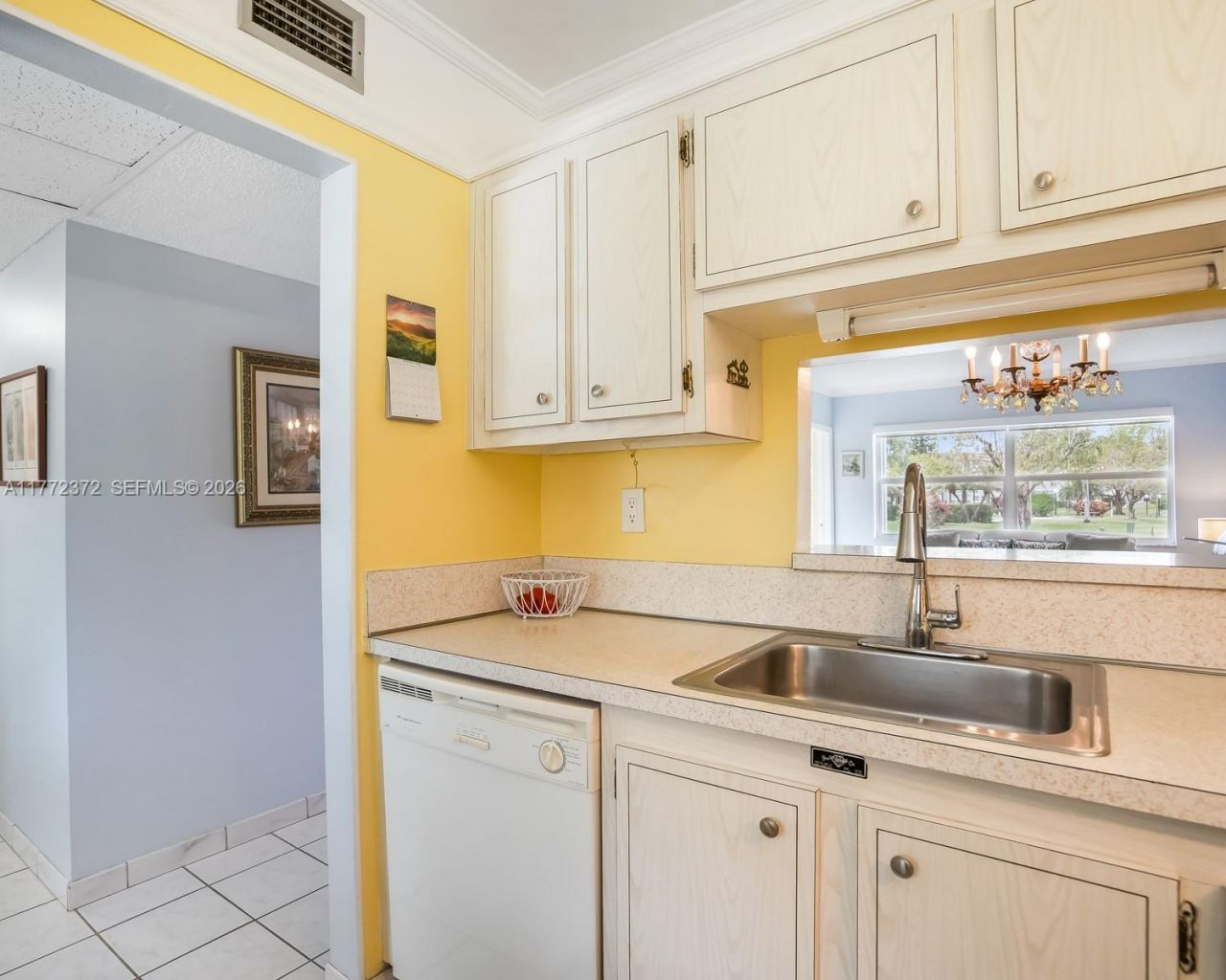 3505 NW 48th Ave, Unit 411, Lauderdale Lakes, FL 33319 Photo