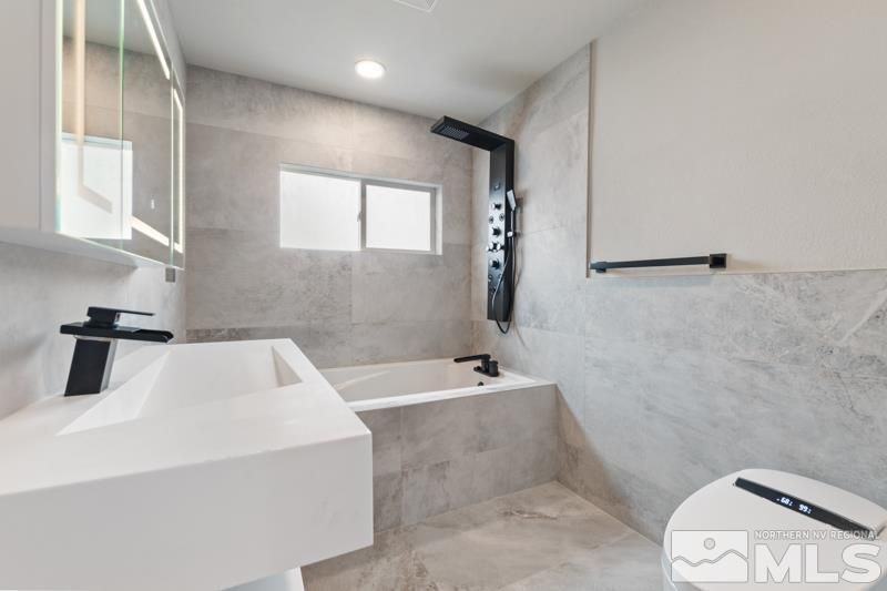 995 Skyline Boulevard, Reno, NV 89509 Photo