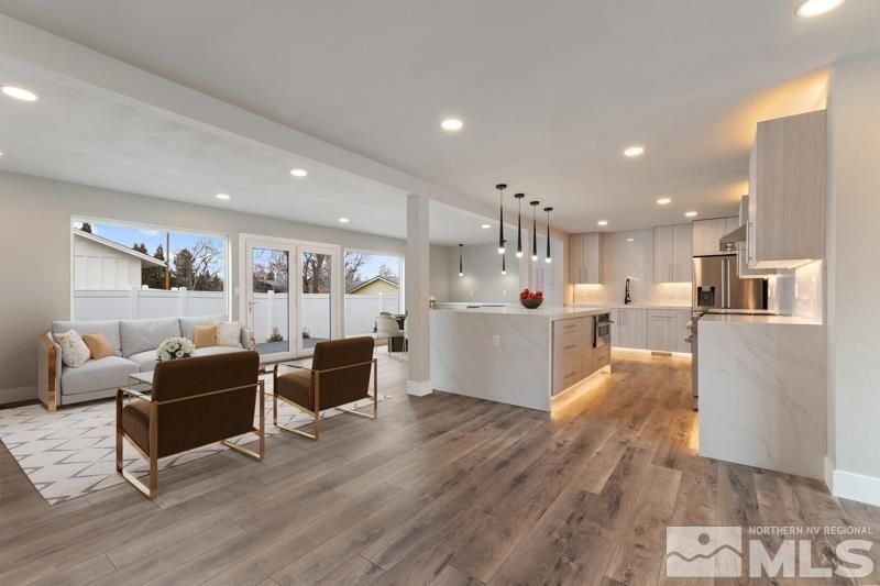 995 Skyline Boulevard, Reno, NV 89509 Photo