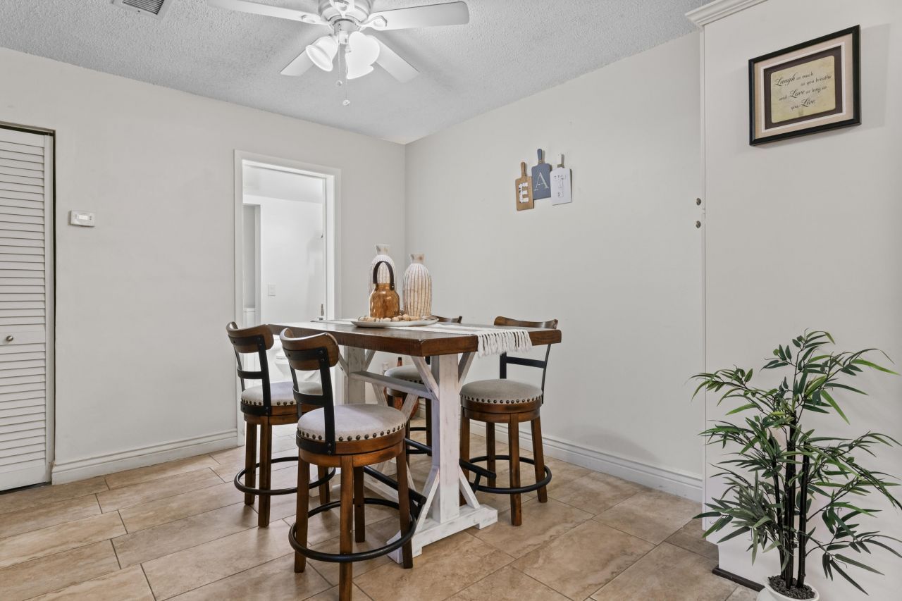 1630 Forest Lakes Circle, Unit C, West Palm Beach, FL 33406 Photo