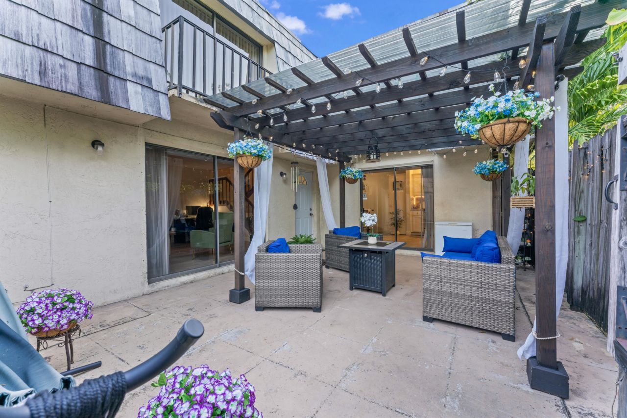 1630 Forest Lakes Circle, Unit C, West Palm Beach, FL 33406 Photo