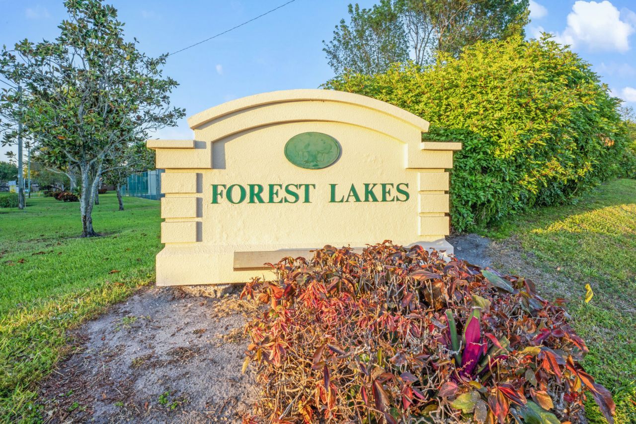 1630 Forest Lakes Circle, Unit C, West Palm Beach, FL 33406 Photo