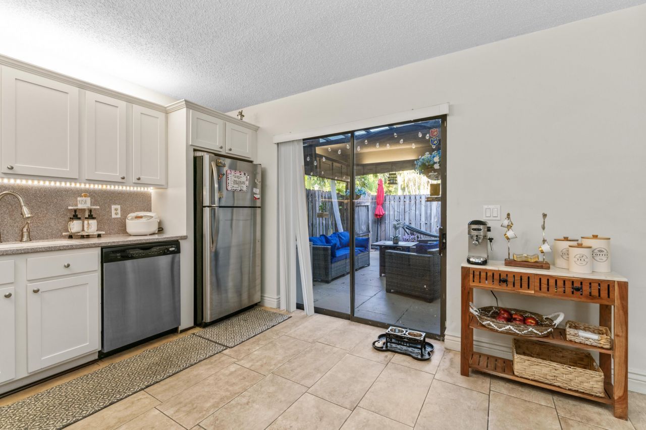 1630 Forest Lakes Circle, Unit C, West Palm Beach, FL 33406 Photo