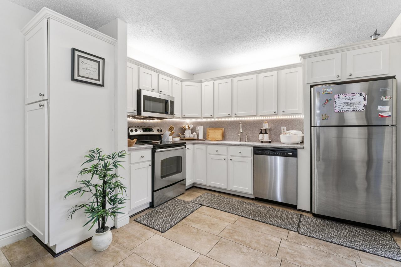 1630 Forest Lakes Circle, Unit C, West Palm Beach, FL 33406 Photo