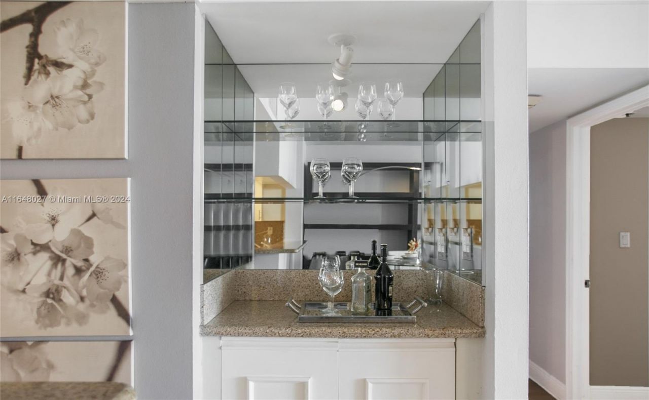 1717 N Bayshore Dr, Unit A-3050, Miami, FL 33132 Photo