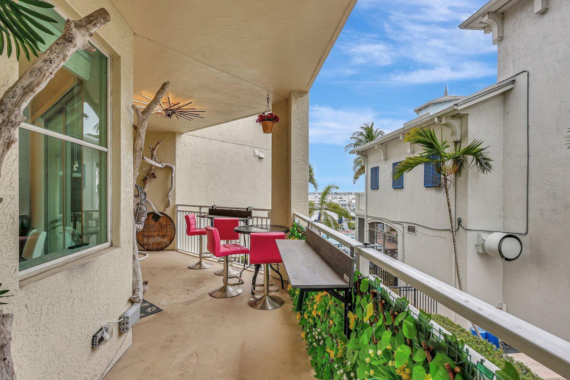 975 NW Flagler Avenue, Unit 207, Stuart, FL 34994 Photo