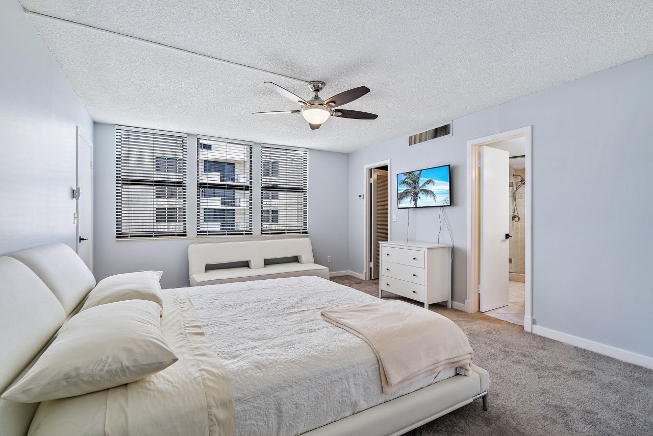 2800 N Ocean Drive, Unit A-22b, Singer Island, FL 33404 Photo