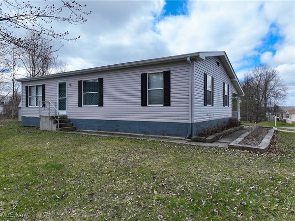 30 Cardinal Drive, Hiram, OH 44234