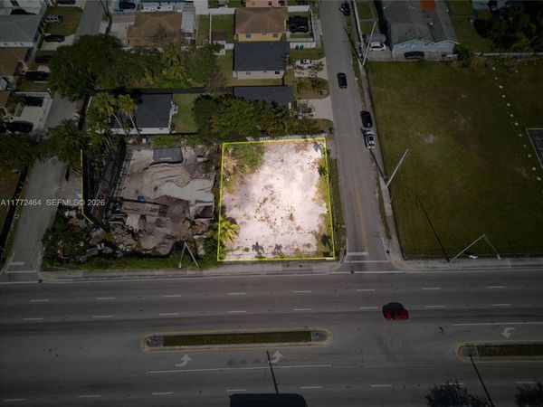 1405 NW 79th St, Miami, FL 33147