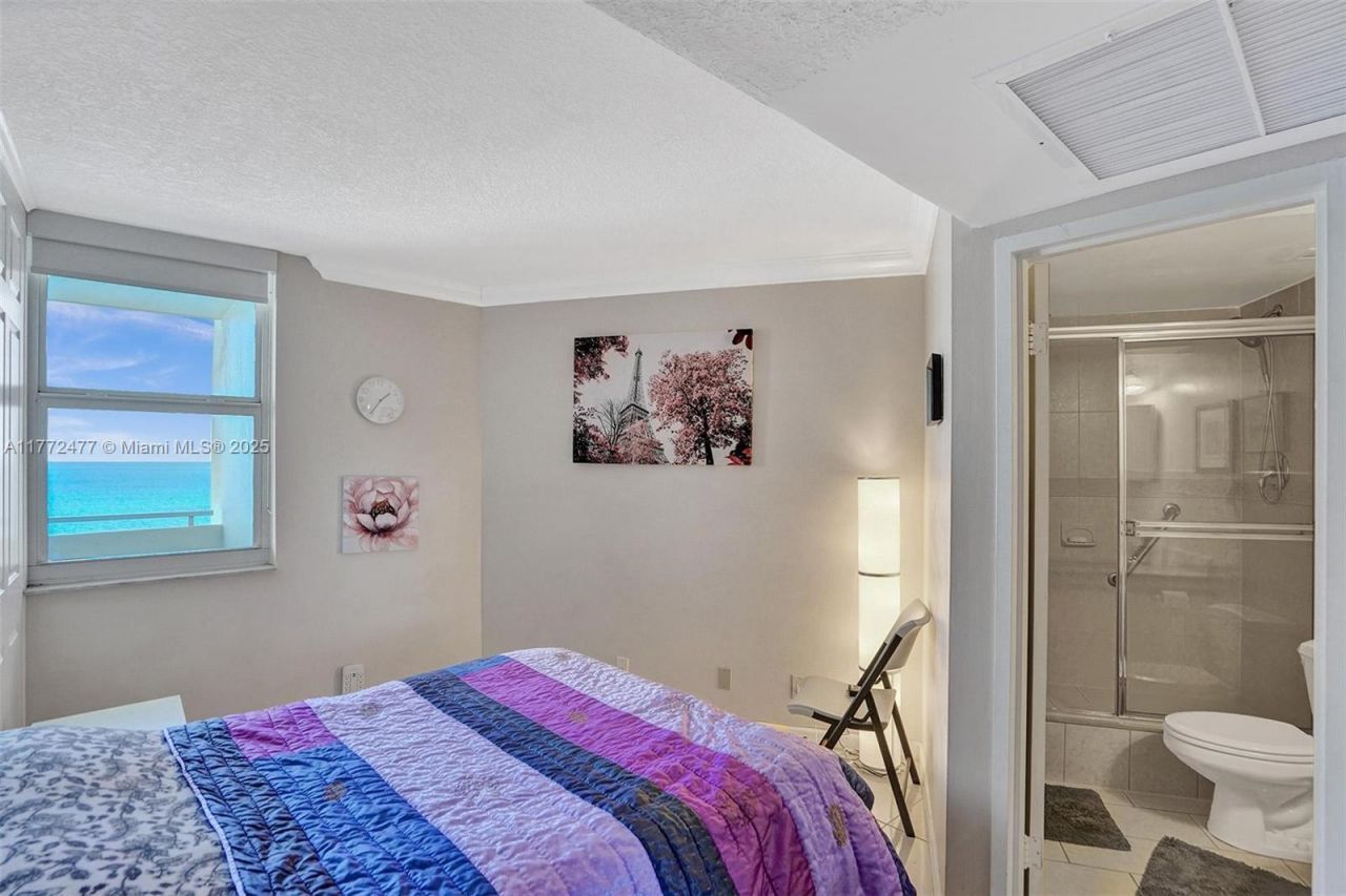 3180 S Ocean Dr, Unit 1504, Hallandale Beach, FL 33009 Photo