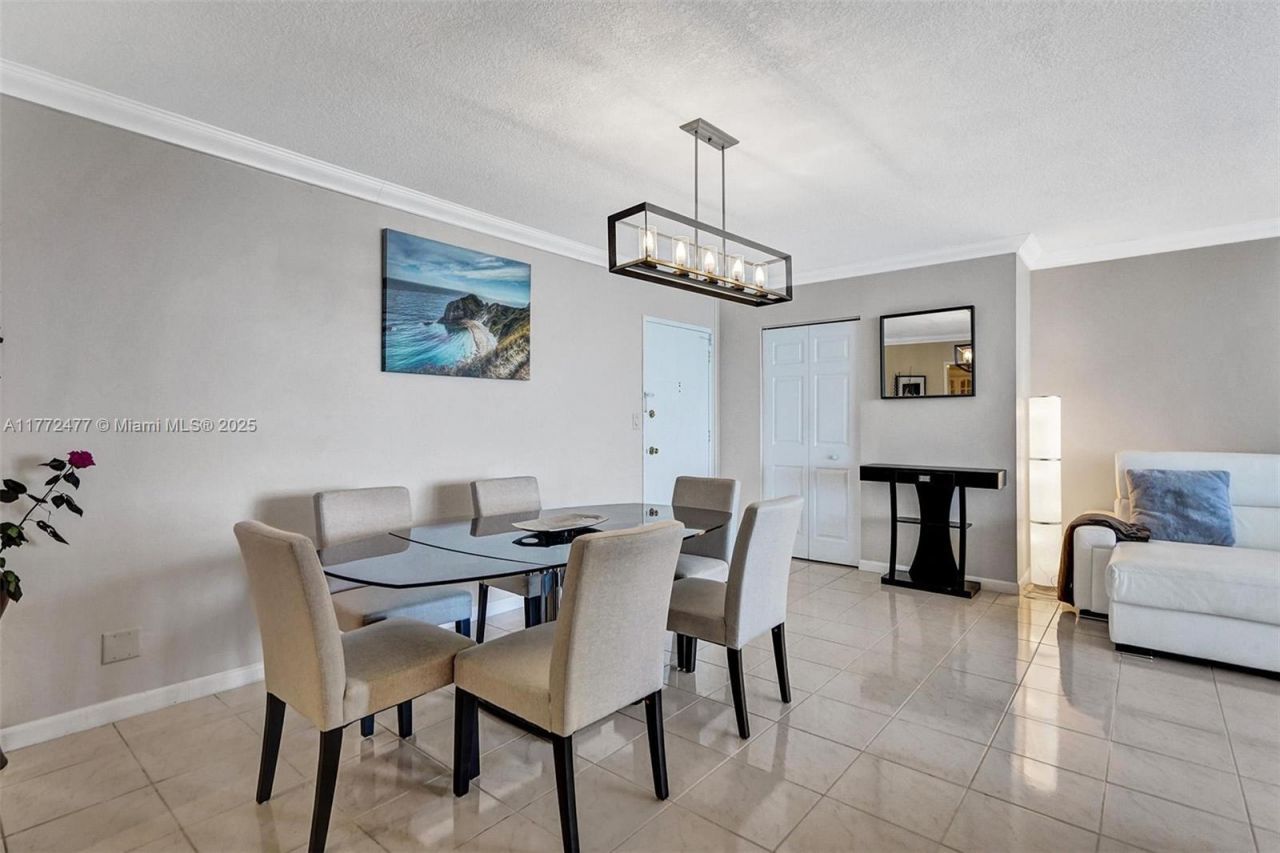 3180 S Ocean Dr, Unit 1504, Hallandale Beach, FL 33009 Photo