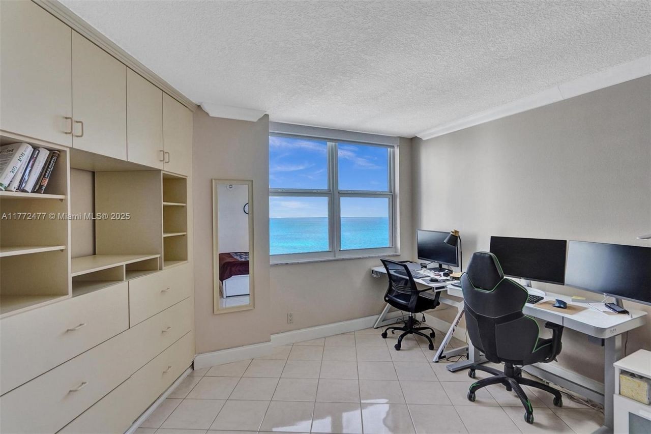3180 S Ocean Dr, Unit 1504, Hallandale Beach, FL 33009 Photo