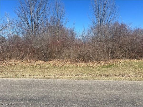 2488 Tupelo Drive, Roaming Shores, OH 44084