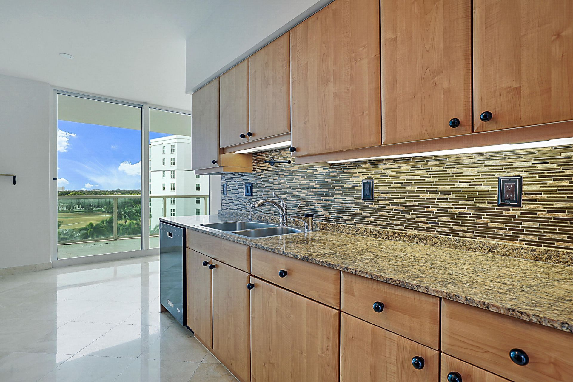 500 SE Mizner Boulevard, Unit A608, Boca Raton, FL 33432 Photo