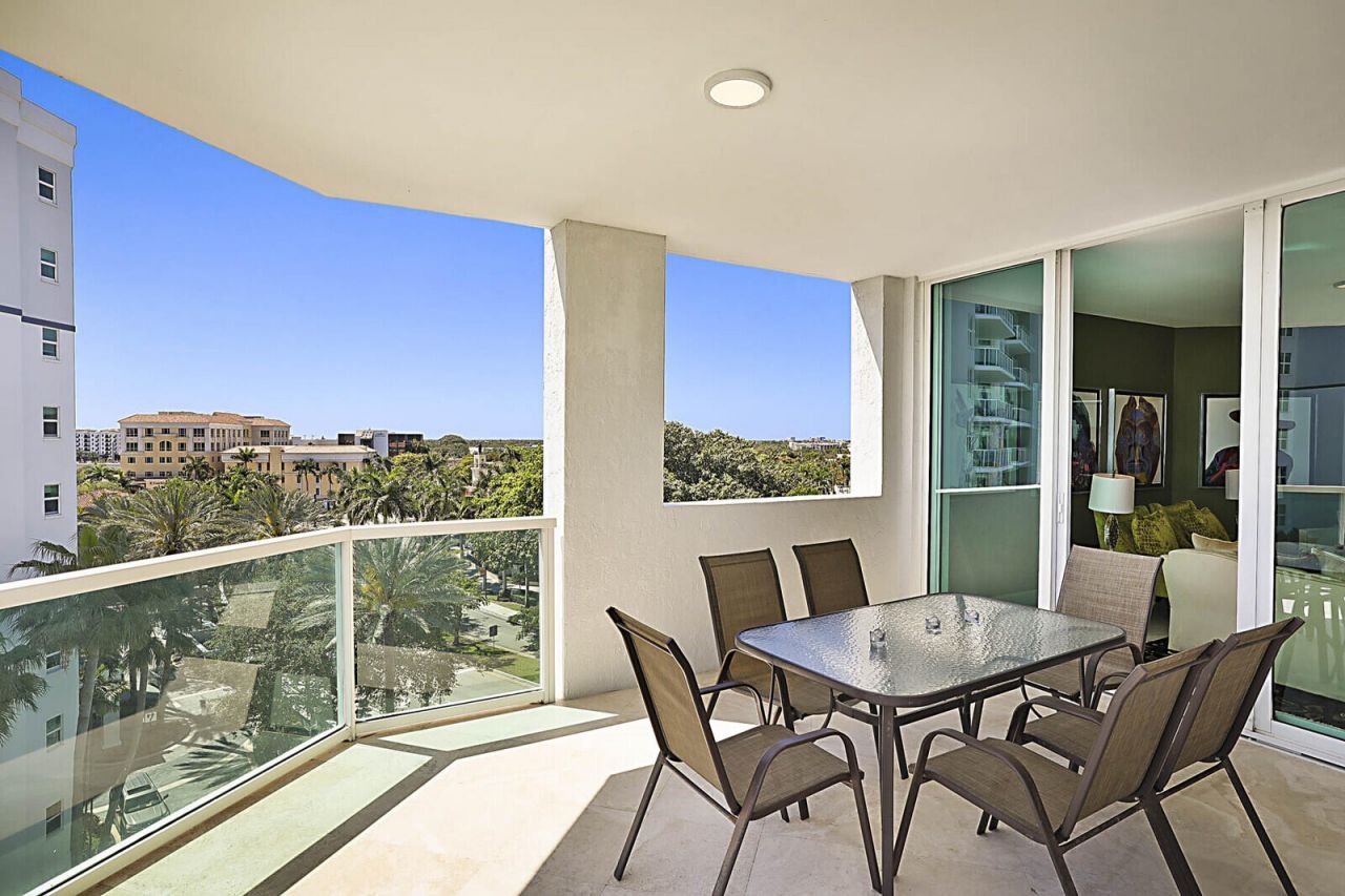 500 SE Mizner Boulevard, Unit A608, Boca Raton, FL 33432 Photo