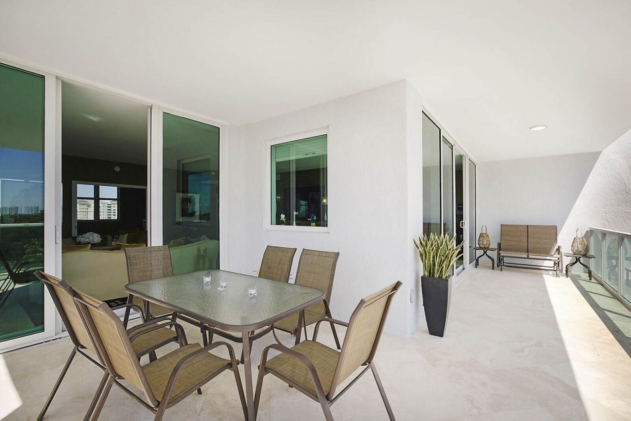 500 SE Mizner Boulevard, Unit A608, Boca Raton, FL 33432 Photo