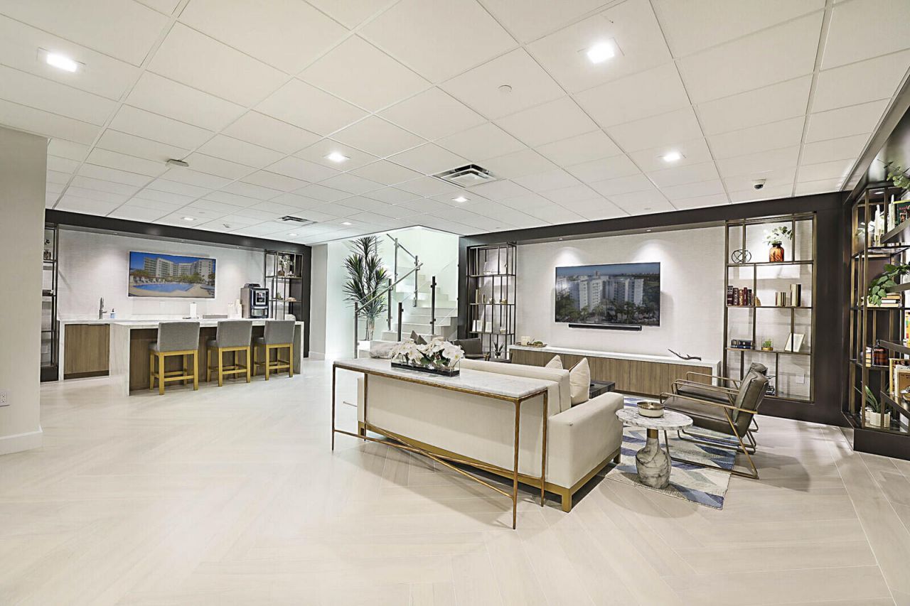 500 SE Mizner Boulevard, Unit A608, Boca Raton, FL 33432 Photo