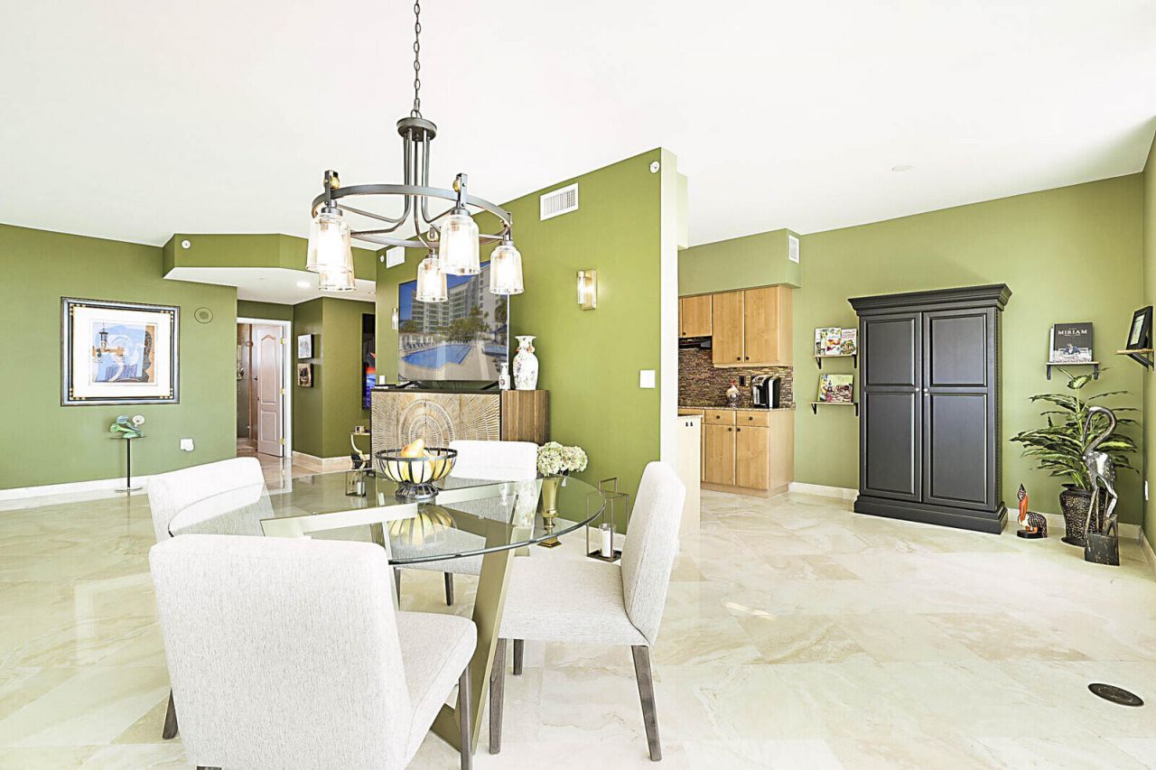 500 SE Mizner Boulevard, Unit A608, Boca Raton, FL 33432 Photo