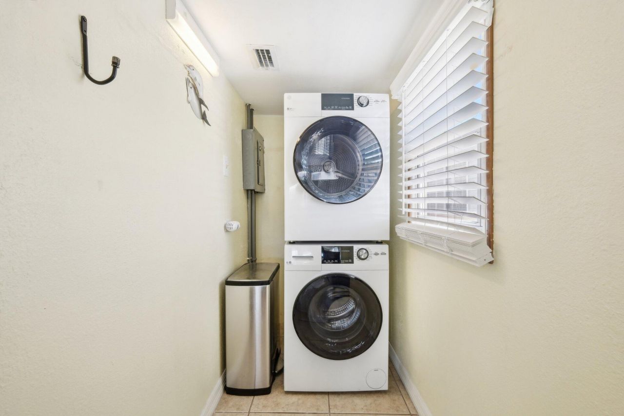 307 Nettles Boulevard, Jensen Beach, FL 34957 Photo