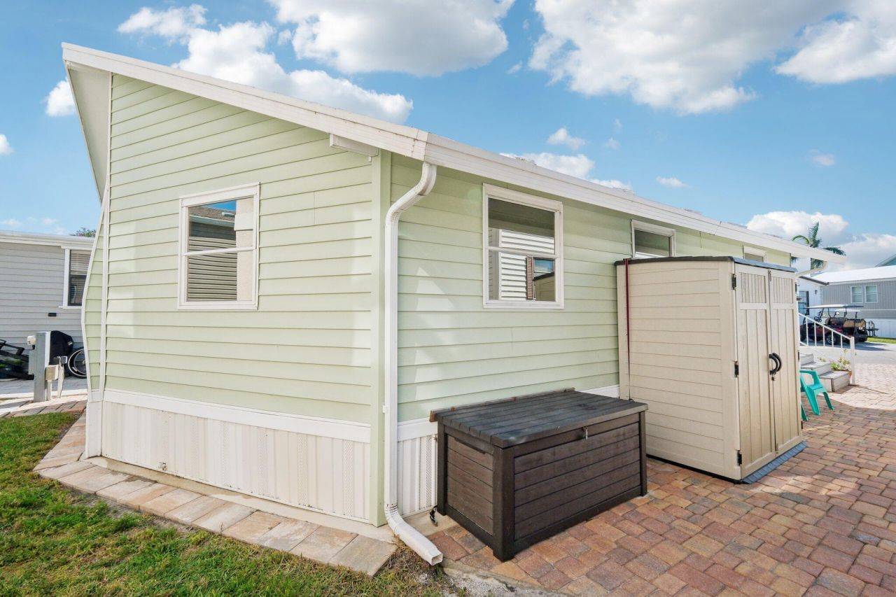 307 Nettles Boulevard, Jensen Beach, FL 34957 Photo