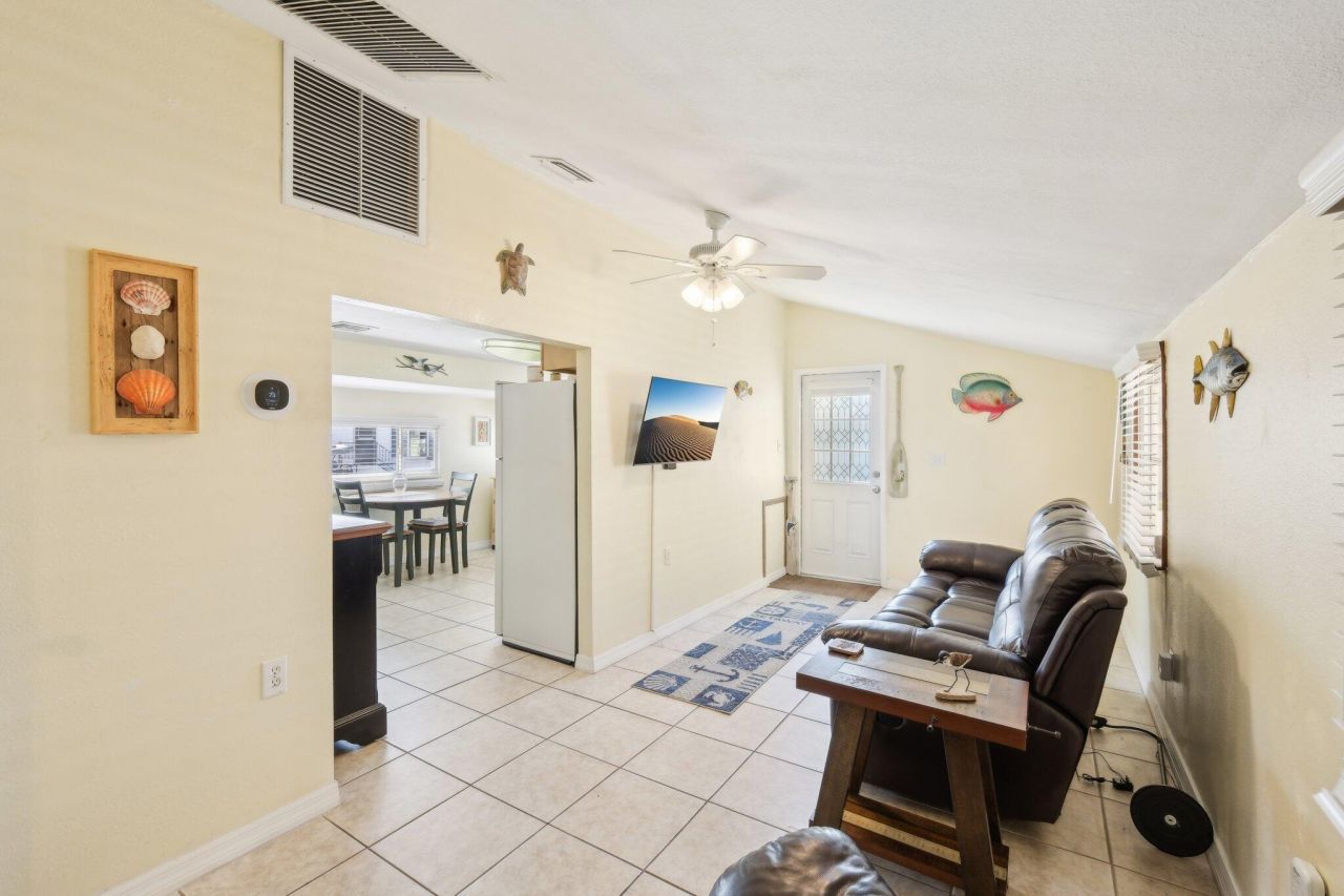 307 Nettles Boulevard, Jensen Beach, FL 34957 Photo